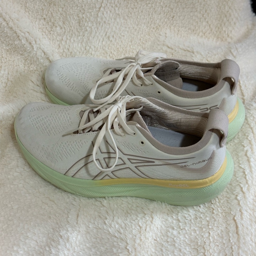 ASICS Women's Gel-Nimbus 25 Cream and Fawn Green Sneakers